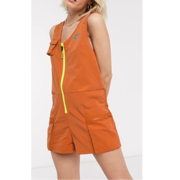 Nike Women's Utility Sportswear Icon Clash Sleeveless Front Zip Romper XL NEW